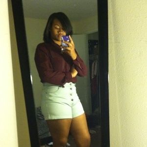 Meet your Posher, Tierra